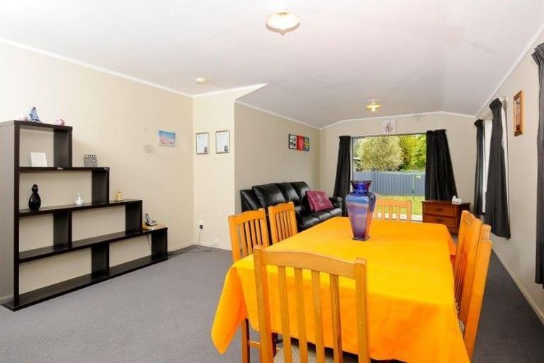 Photo of property in 37a Livingstone Avenue, Nawton, Hamilton, 3200