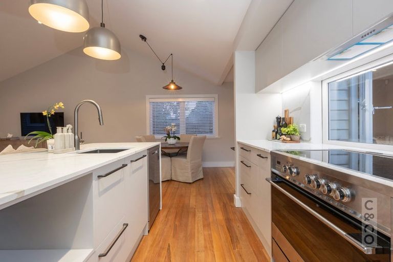 Photo of property in 2 Queen Street, Riverhead, 0820