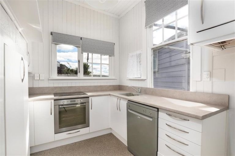 Photo of property in 43 Seaview Road, Brighton, Dunedin, 9035