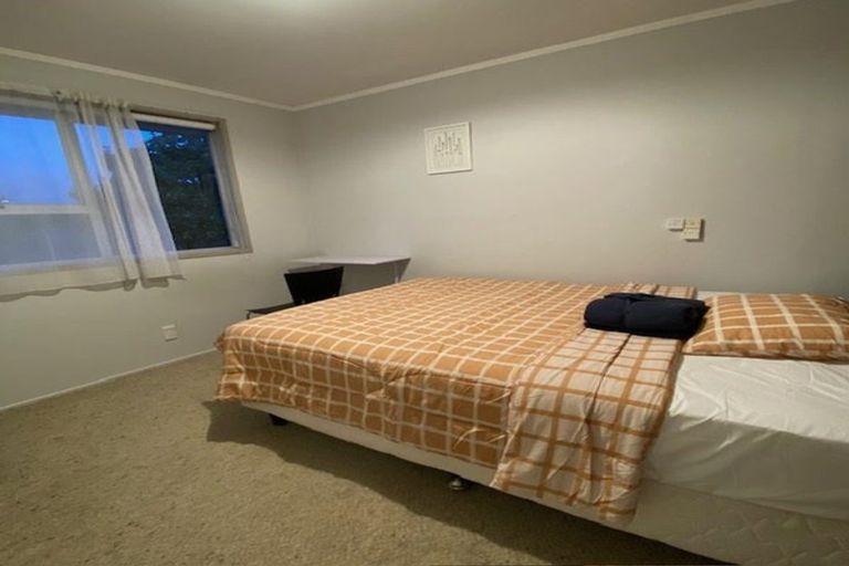 Photo of property in 15 Tangelo Place, Bucklands Beach, Auckland, 2012