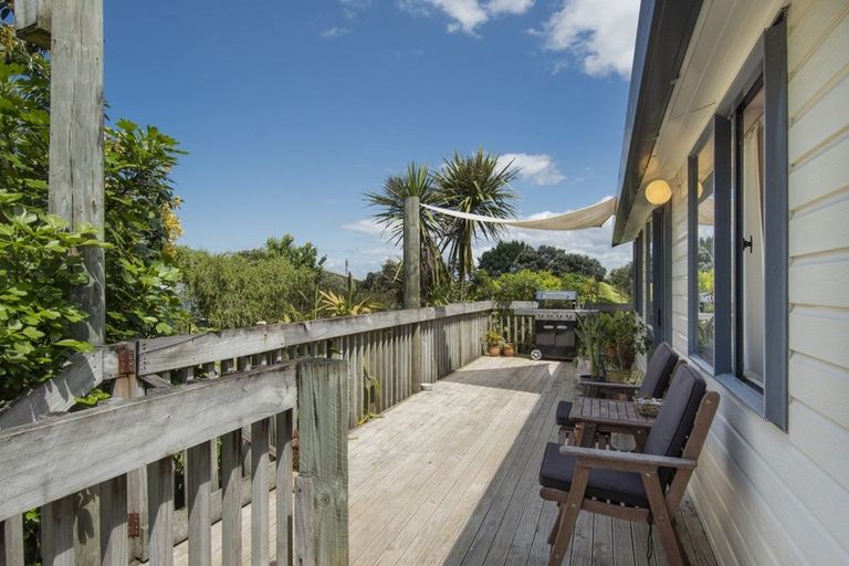 Photo of property in 4 Koutunui Road, Athenree, Katikati, 3177