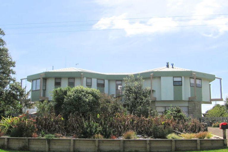 Photo of property in 1275 Papamoa Beach Road, Papamoa Beach, Papamoa, 3118