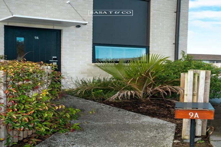 Photo of property in 9a Welby Place, Mangere, Auckland, 2022