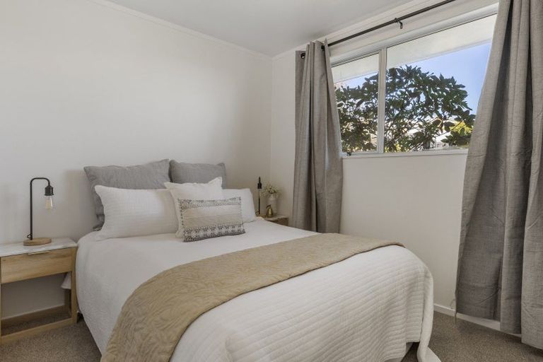 Photo of property in 52 Hyde Avenue, Richmond Heights, Taupo, 3330