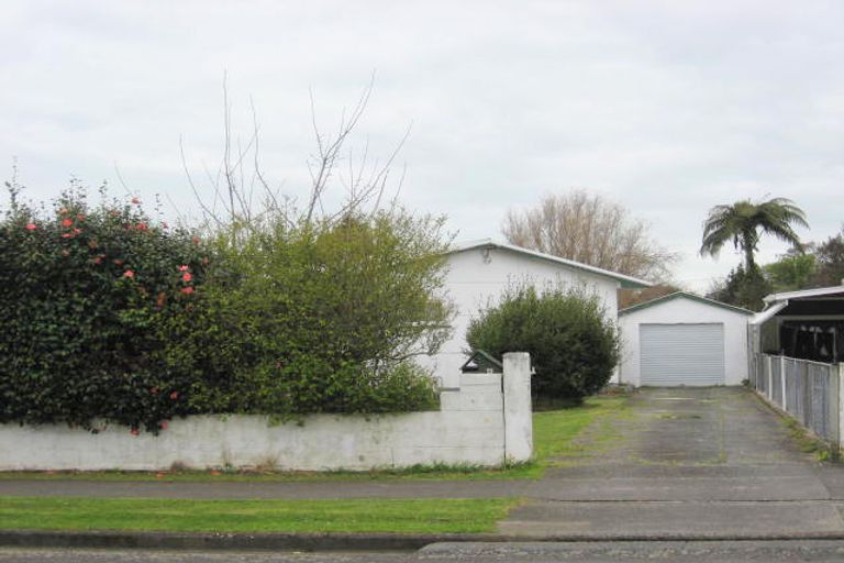 Photo of property in 6a Kings Drive, Levin, 5510