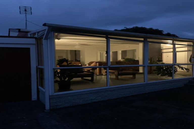 Photo of property in 3/24 Hattaway Avenue, Bucklands Beach, Auckland, 2012