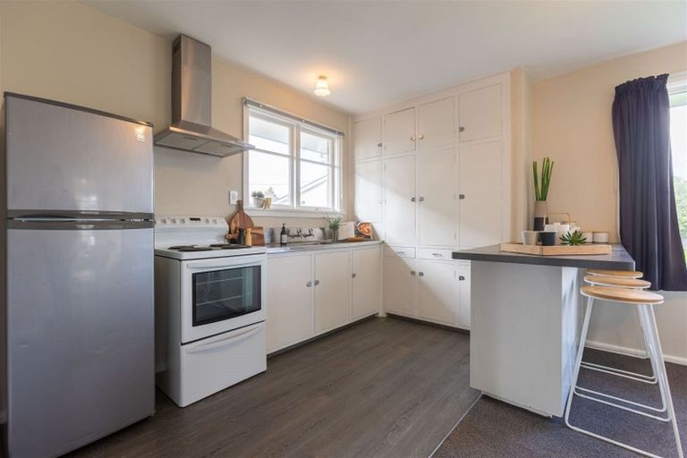 Photo of property in 391 Yaldhurst Road, Russley, Christchurch, 8042