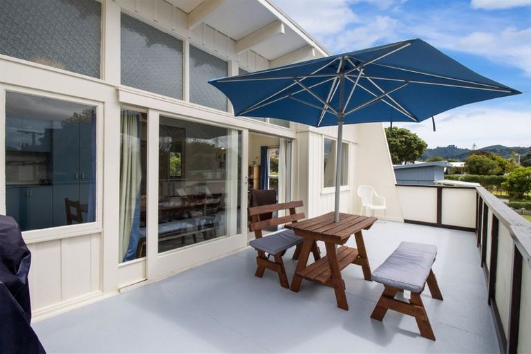 Photo of property in 48 Hillview Road, Waihi Beach, 3611
