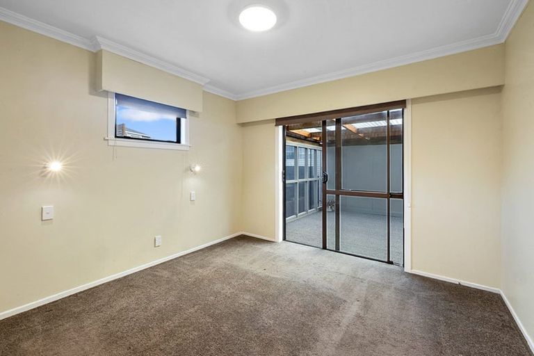 Photo of property in 79 Mould Street, Waitara, 4320
