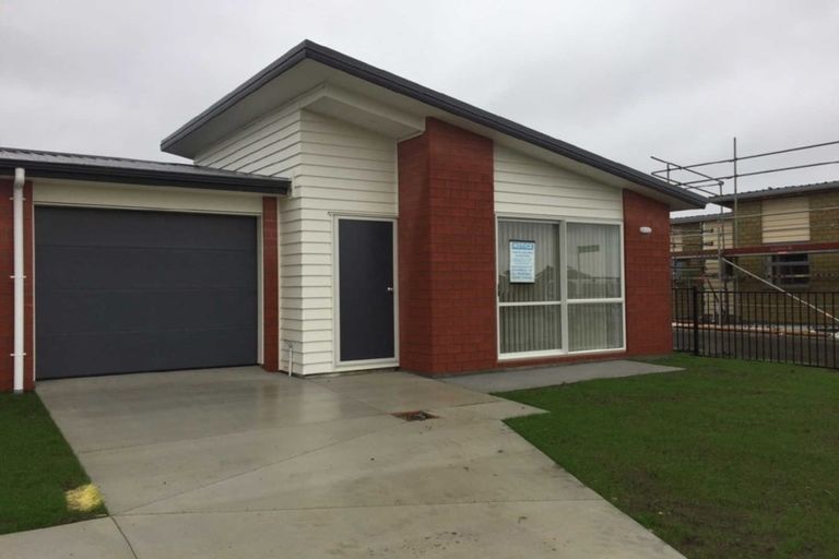 Photo of property in 11 Totara Meadows Court, Wiri, Auckland, 2104