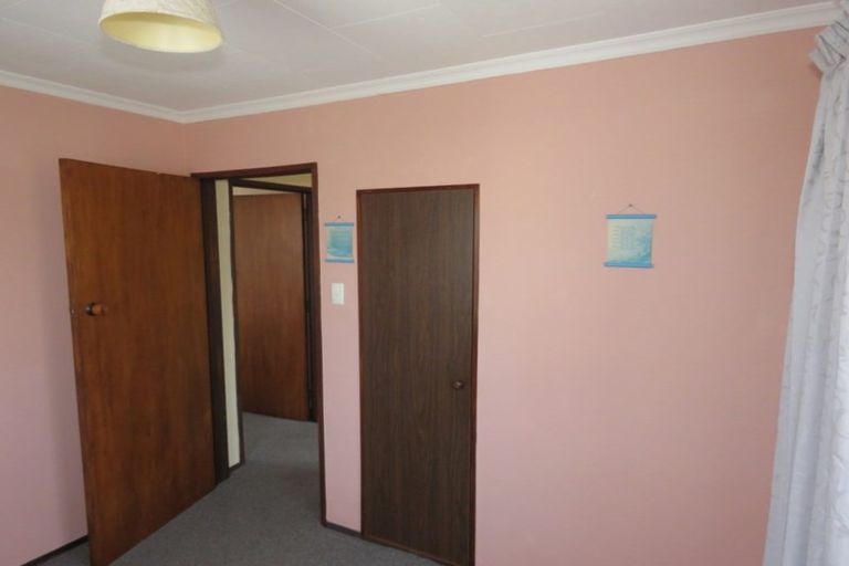 Photo of property in 16a Bentham Street, Westport, 7825