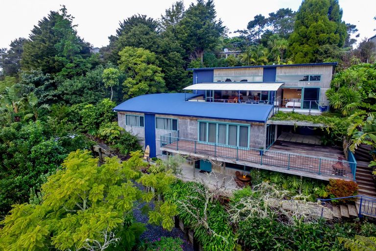 Photo of property in 8 Scoresby Street, Opua, 0200