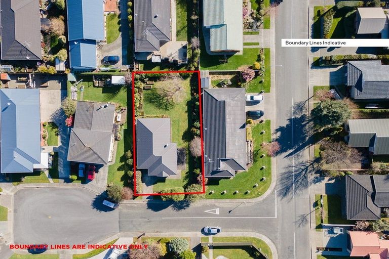 Photo of property in 37 Vogel Place, Waikiwi, Invercargill, 9810
