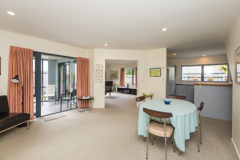 Photo of property in 32a Colombo Street, Cashmere, Christchurch, 8022