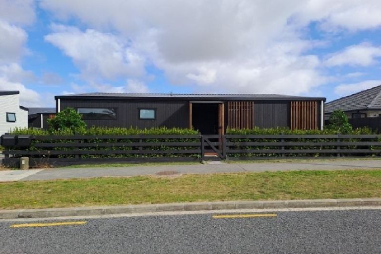 Photo of property in 47a Constable Road, Waiuku, 2123