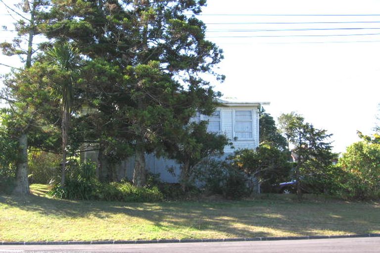 Photo of property in 33 Killarney Avenue, Torbay, Auckland, 0630