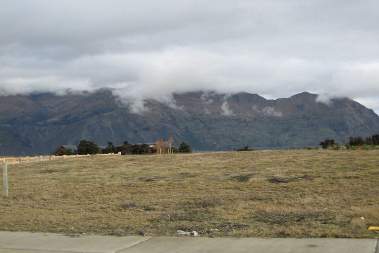 Photo of property in 9 Mount Gold Place, Wanaka, 9305