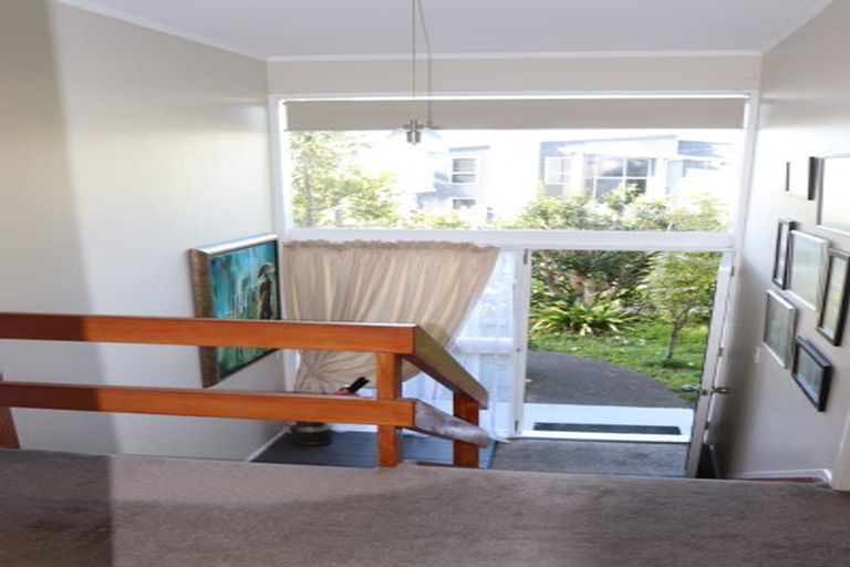 Photo of property in 2/47 Braemar Road, Rothesay Bay, Auckland, 0630