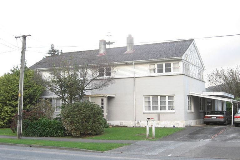 Photo of property in 126 Oxford Terrace, Epuni, Lower Hutt, 5011