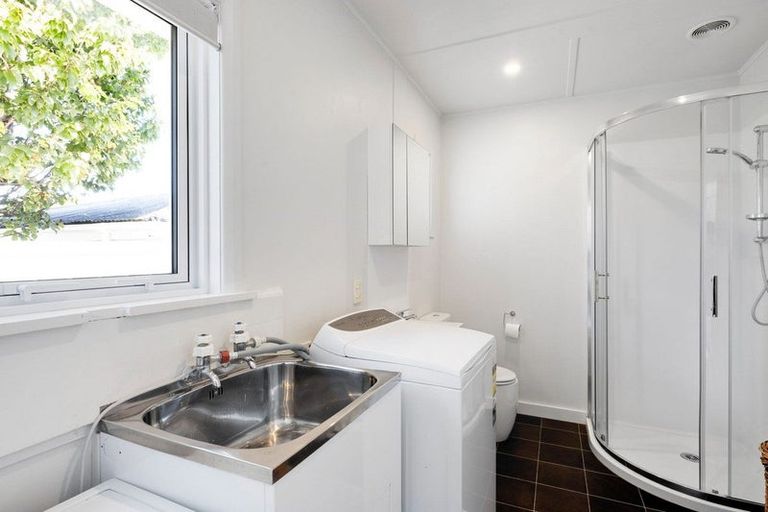 Photo of property in 52 Campbell Street, Leamington, Cambridge, 3432