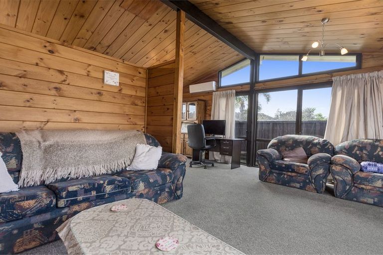 Photo of property in 393 Ngatai Road, Bellevue, Tauranga, 3110