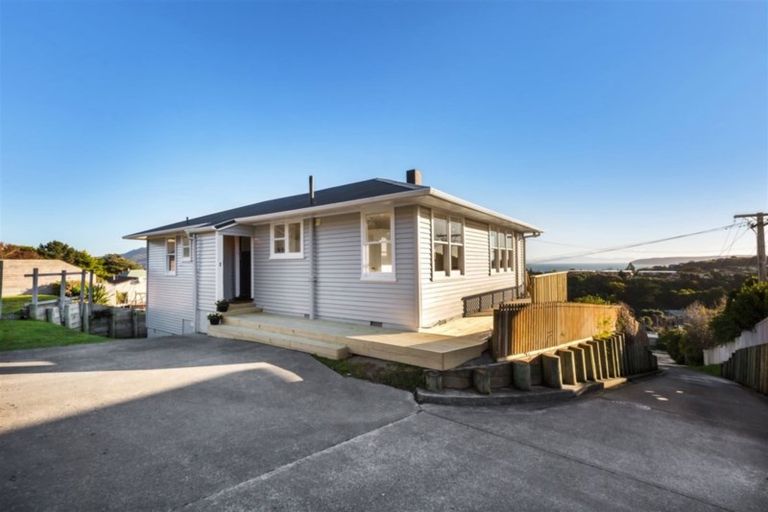Photo of property in 46 Downes Street, Titahi Bay, Porirua, 5022