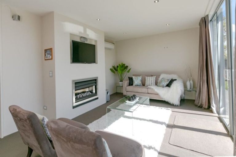 Photo of property in 95 Dover Street, St Albans, Christchurch, 8014