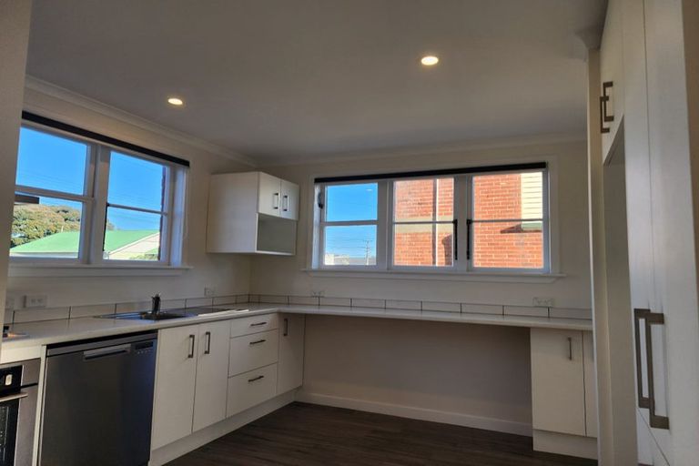 Photo of property in 217 Knights Road, Hutt Central, Lower Hutt, 5011