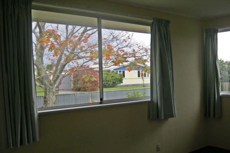 Photo of property in 12 Benbow Place, Awapuni, Palmerston North, 4412