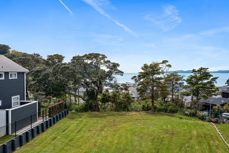 Photo of property in 7 Koru Place, Snells Beach, 0920