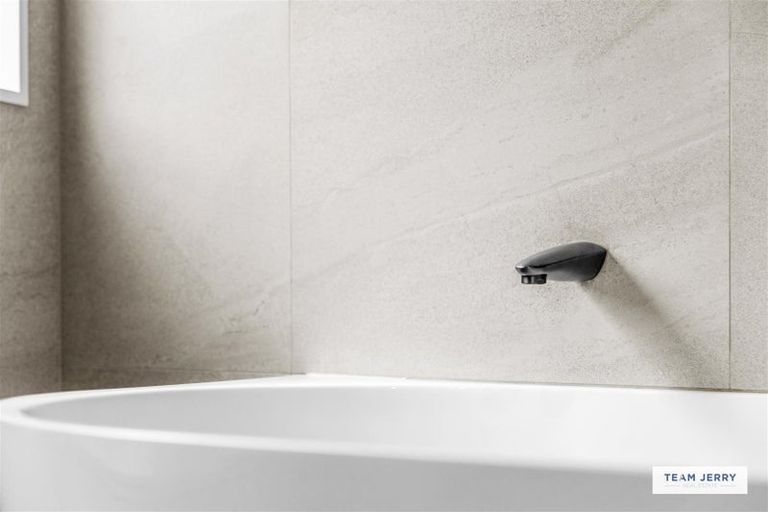 Photo of property in 339c Bucklands Beach Road, Bucklands Beach, Auckland, 2012