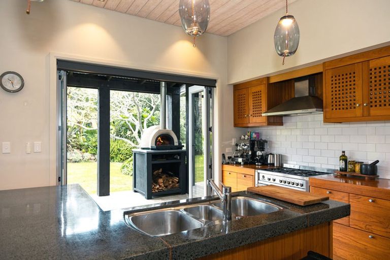 Photo of property in 5b Pumpkin Flat Road, Kuaotunu, Whitianga, 3592