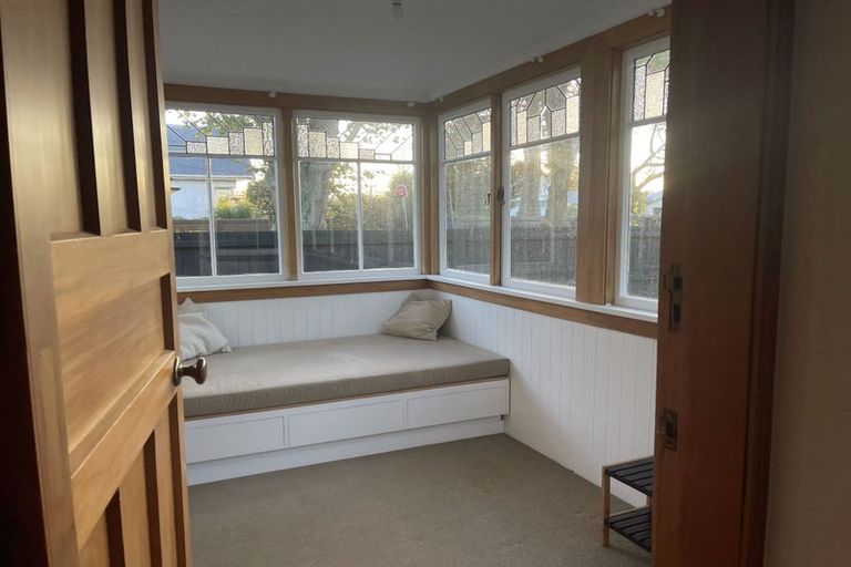 Photo of property in 100 Edward Avenue, Edgeware, Christchurch, 8013