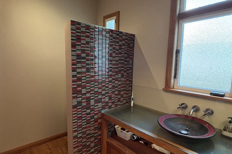 Photo of property in 32 Hardie Street, Hokowhitu, Palmerston North, 4410