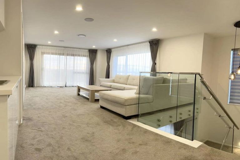 Photo of property in 16 Wheriko Avenue, Glenbrook, 2681