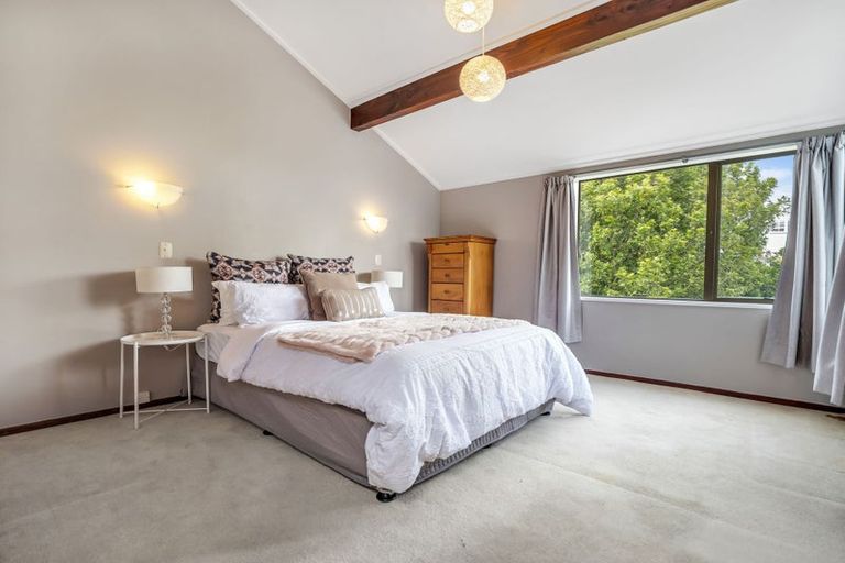 Photo of property in 9 Wilfred Street, St Andrews, Hamilton, 3200