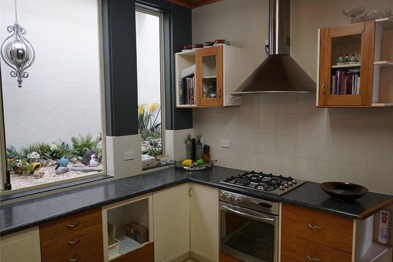 Photo of property in 153 Emerson Street, Napier South, Napier, 4110