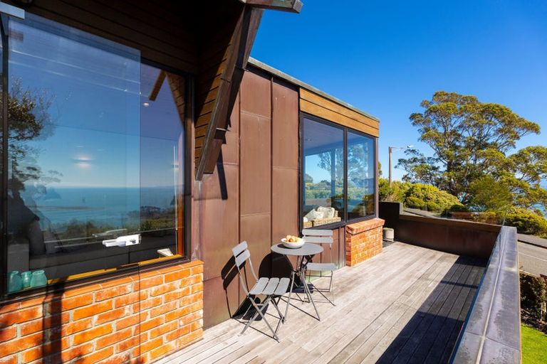 Photo of property in 137 Princes Drive, Britannia Heights, Nelson, 7010