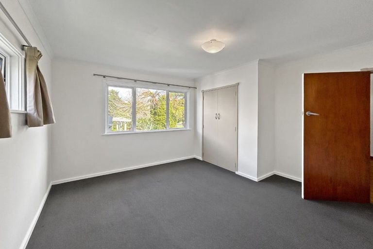 Photo of property in 5 Upjohn Street, Brooklands, New Plymouth, 4310