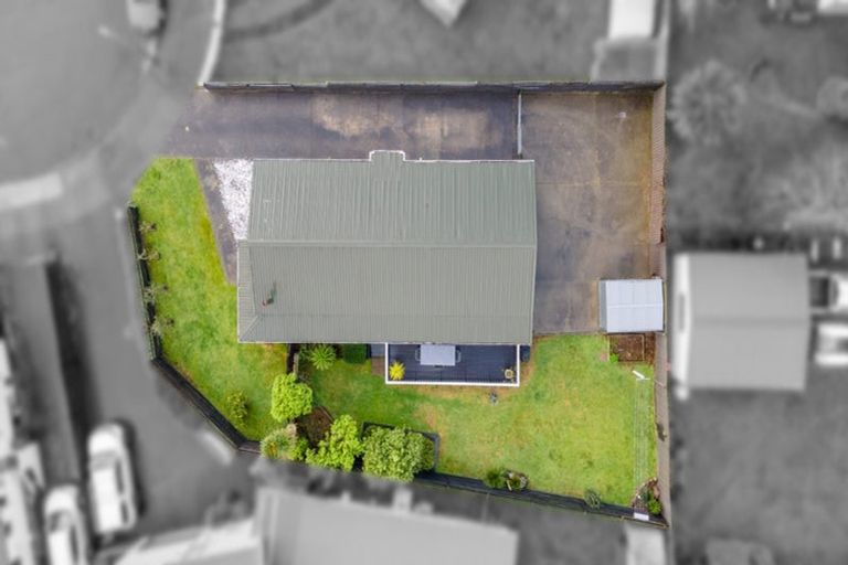 Photo of property in 11 Tulsa Grove, Totara Park, Upper Hutt, 5018