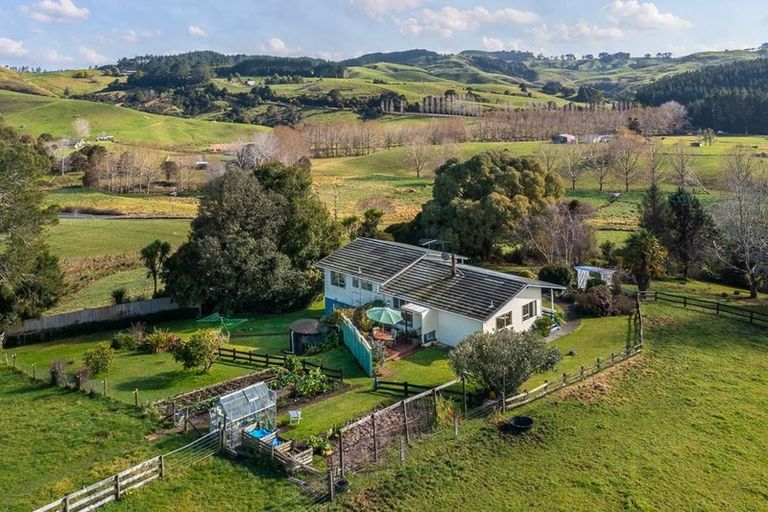Photo of property in 6 Hawkens Road, Makarau, Warkworth, 0981
