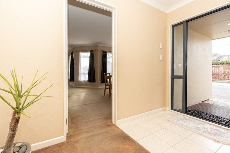 Photo of property in 5 Sovereign Place, Rototuna North, Hamilton, 3210