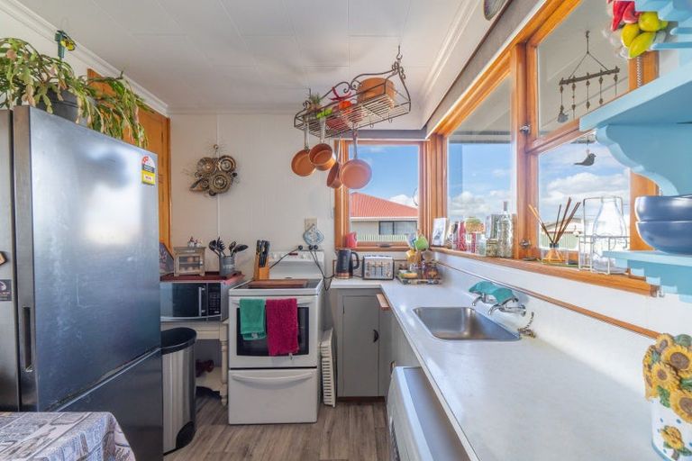 Photo of property in 15 Mcquarrie Street, Kingswell, Invercargill, 9812