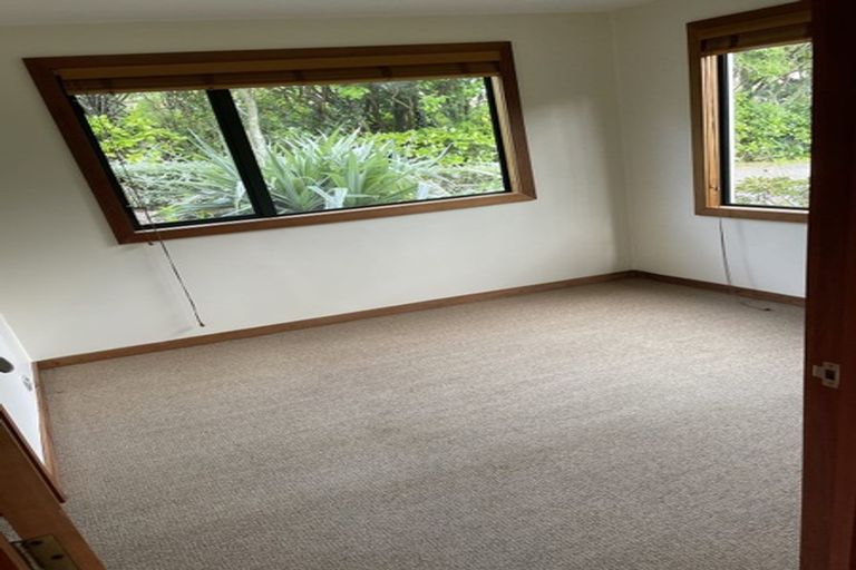Photo of property in 2 Victoria Road, Omata, New Plymouth, 4374
