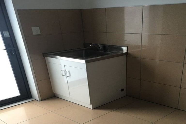 Photo of property in 16 George Street, Riccarton, Christchurch, 8041