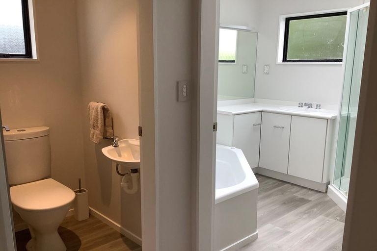 Photo of property in 1/27 Mawson Street, Waiwhetu, Lower Hutt, 5010