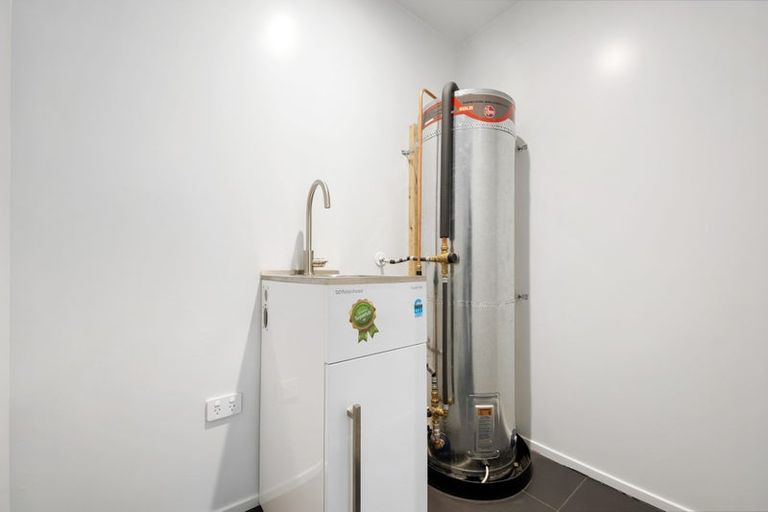 Photo of property in 3/67 Osborne Street, Waltham, Christchurch, 8011