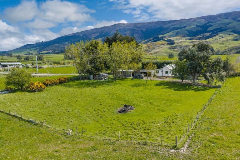 Photo of property in 369 Maungatua Road, Woodside, Outram, 9073