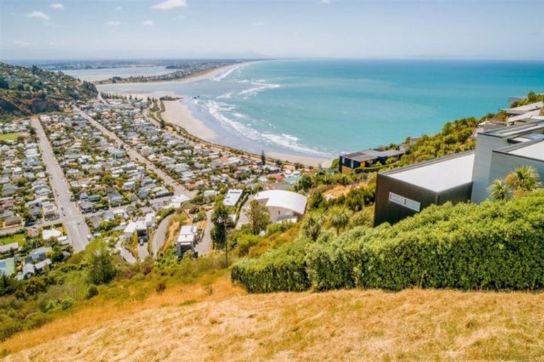 Photo of property in 18 Highview Lane, Scarborough, Christchurch, 8081