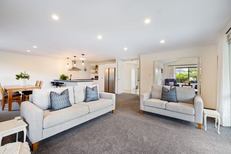 Photo of property in 11 Bernadette Street, Aidanfield, Christchurch, 8025